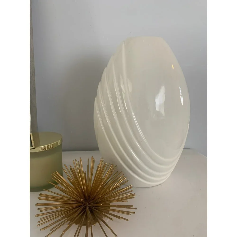 NCI Oval egg shape 1980s Off white Swelling Vase 12.5” MCM‎ vintage ceramic home